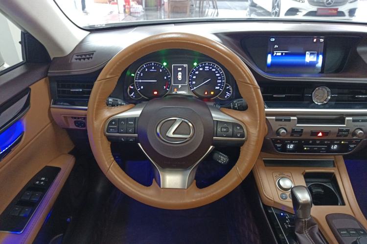 Used Lexus ES 2015 200 Elite Edition