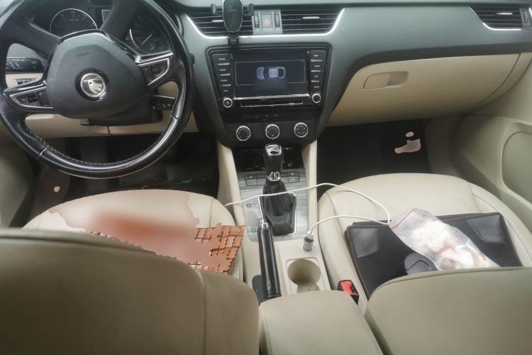 Used Skoda Octavia 2015 1.6L Automatic Yijie Edition
