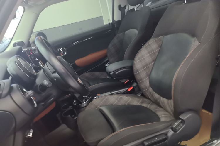 Used MINI 2016 1.5T COOPER SEVEN