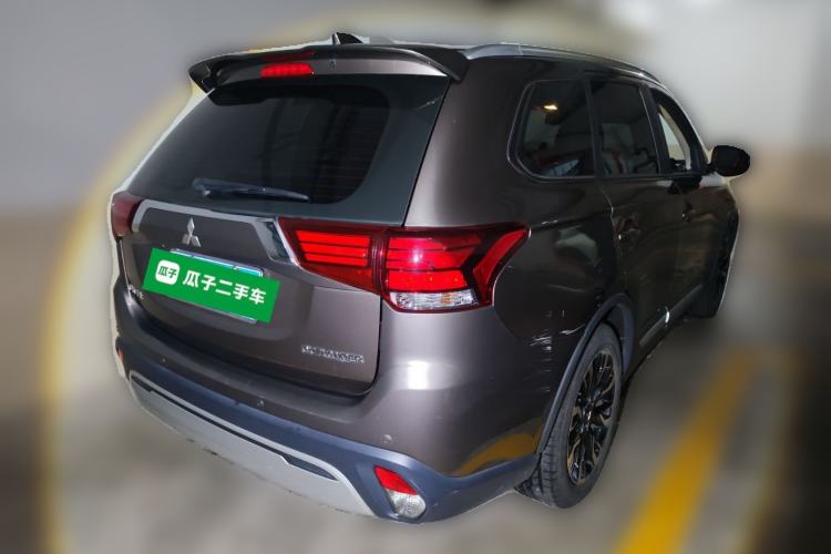 Used Mitsubishi Outlander 2020 2.0L Two-Wheel Drive Enjoyment Version 5 Seats