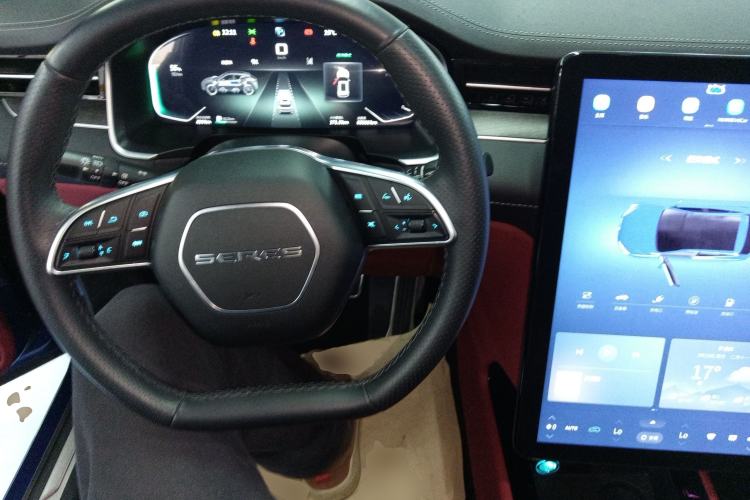 Used SERES SF5 2021 Four-Wheel Drive Freedom Expedition Edition
