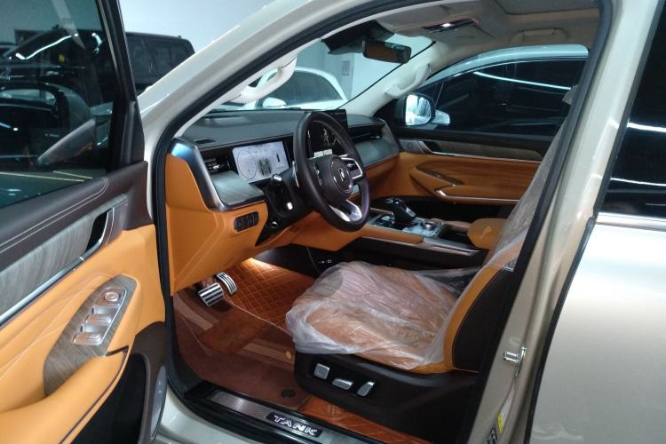 Used Tank 500 New Energy 2024 Hi4-T Left Front Seat