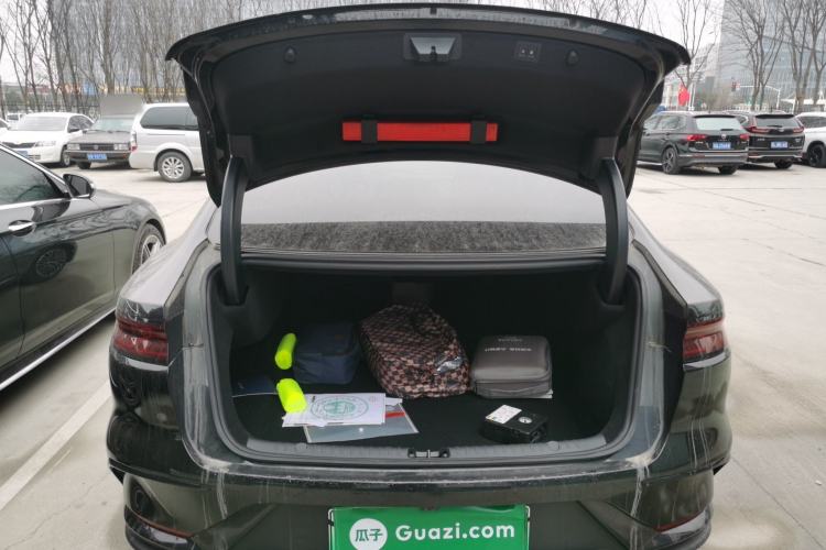 Used BYD Han 2024 EV Glory Edition 715KM Front-Wheel-Drive Flagship Model