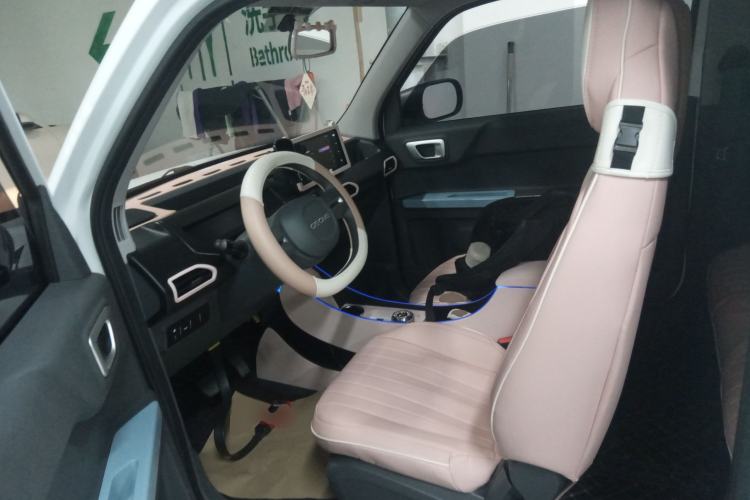 Used Geely Galaxy Panda 2024 Panda Mini 200km Endurance Bear
