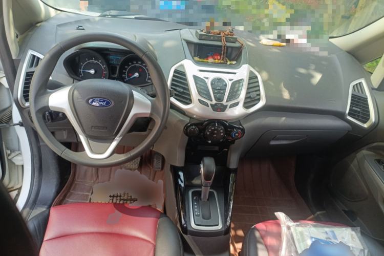 Used Ford EcoSport 2013 1.5L Automatic Fashion Model Center Console