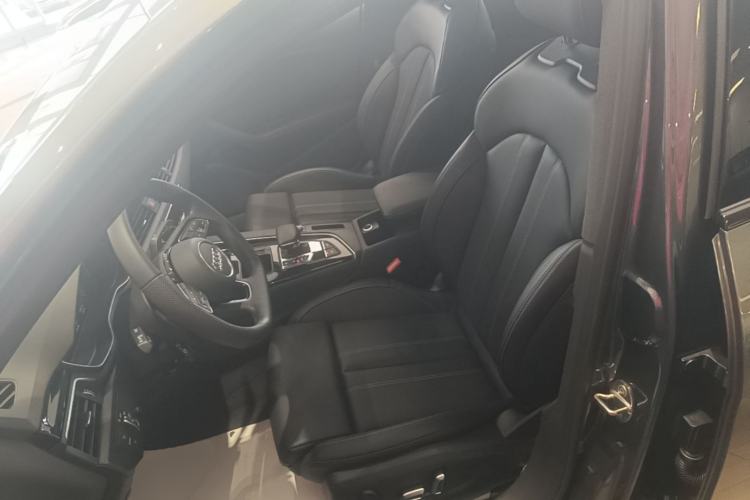 Used Audi A4L 2024 40 TFSI Luxury Dynamic Edition Left Front Seat