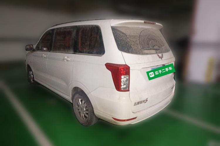 Used Wuling Hongguang 2019 1.5L S Comfort Edition China VI LAR