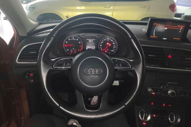 Used Audi Q3 2015 35 TFSI Comfort Model