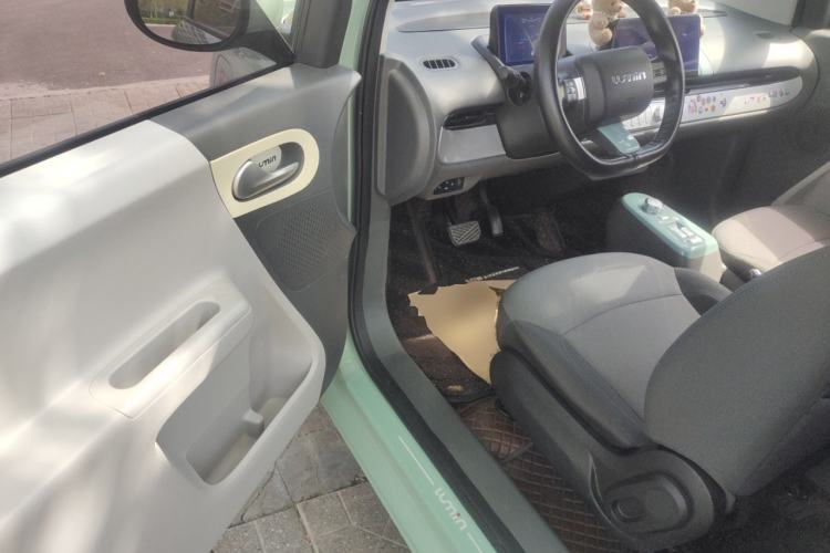 Used CHANGAN NEVO Lumin 2022 155 km – Refreshingly Sweet Edition Driver Seat