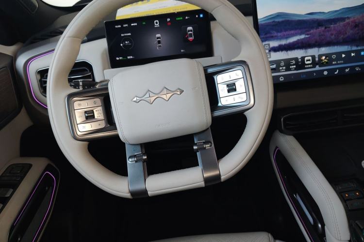 Used Formula Leopard Titanium 3 2025 501KM All-Wheel Drive Intelligent Driving Ultra Version