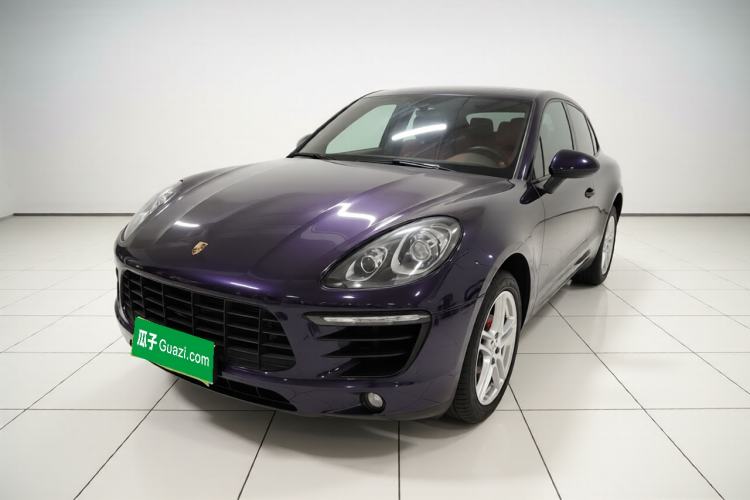 Used Porsche Macan 2017 Macan 2.0T Front Left 45 Deg