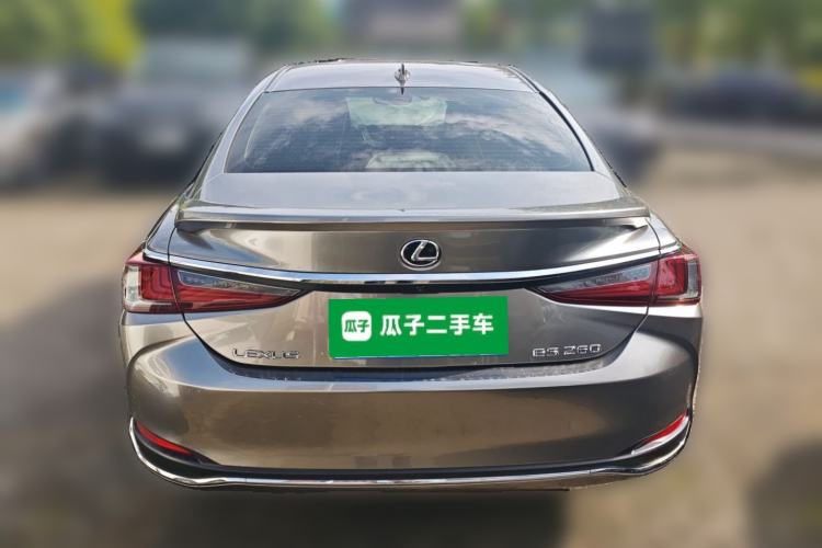 Used Lexus ES 2020 200 Excellence Edition
