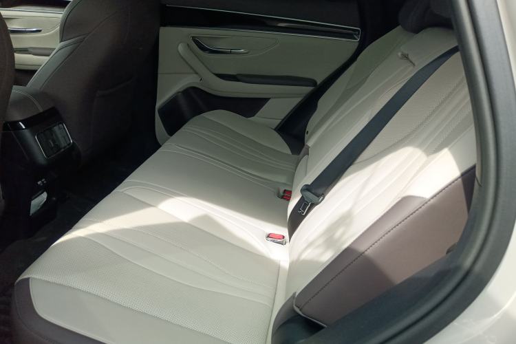 Used BYD Song PLUS New Energy 2025 DM-i 112KM Prestige Model
