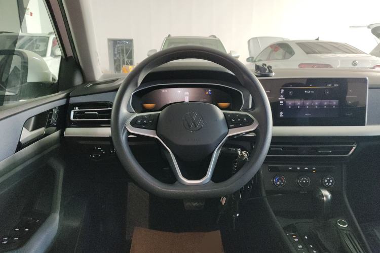 Used Volkswagen Lavida 2024 1.5L Automatic DeYi Edition Steering Wheel