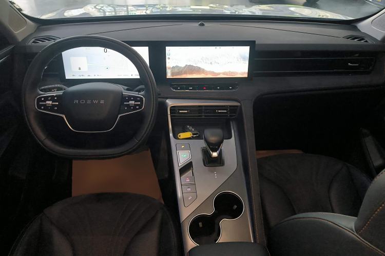 Used Roewe D5X DMH 2024 135 Tech Edition
