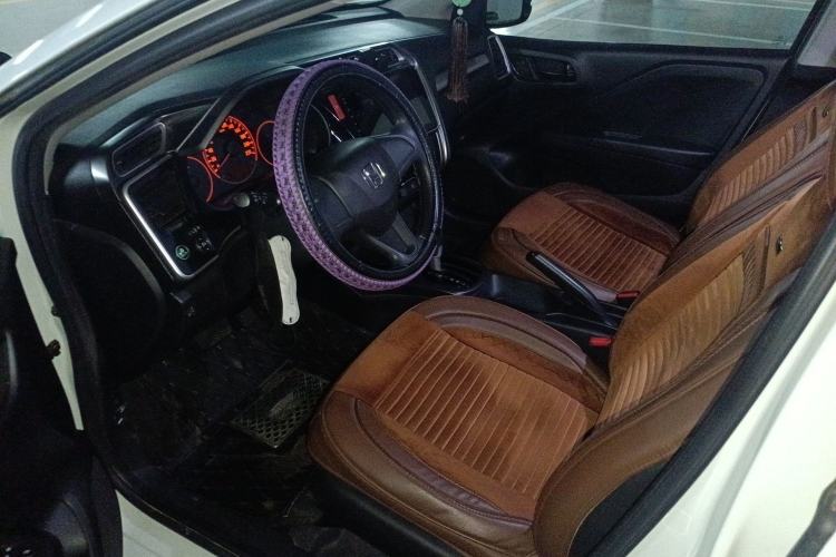 Used Honda Gienia 2017 1.5L CVT Classic Edition Driver Seat