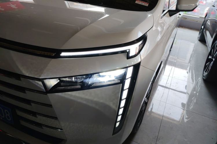 Used GAC Trumpchi E8 2024 Honor Series 2.0L Honor Edition
