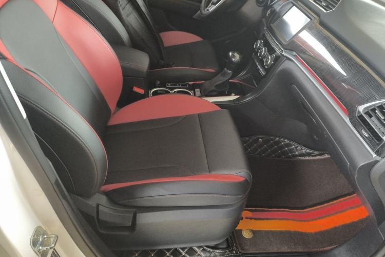 Used Haval H2 2017 Blue Label 1.5T Automatic Two-Wheel Drive Luxury Model Right Front Seat