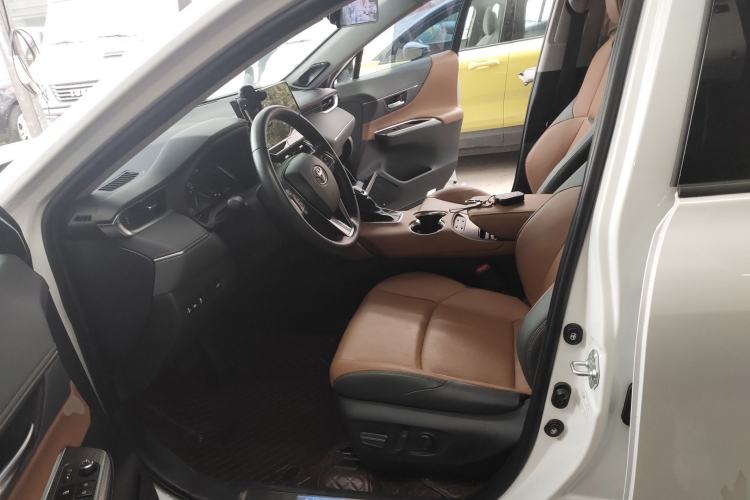 Used Toyota Venza 2023 2.0L CVT Two-Wheel Drive Prestige Version
