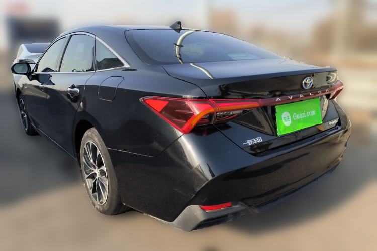 Used Toyota Avalon 2023 Dual-Engine 2.5L Luxury Edition