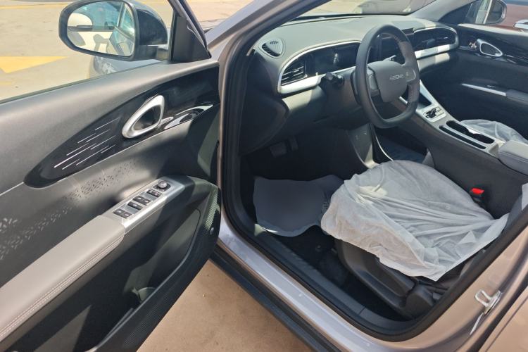 Used Geely Galaxy Geome 2026 Model 310km Youth Edition Driver Seat