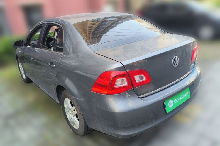Used Volkswagen Bora 2011 1.6L Manual Fashion Edition

