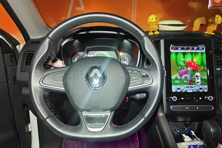 Used Renault Koleos 2017 2.0L Two-Wheel-Drive Leading Edition