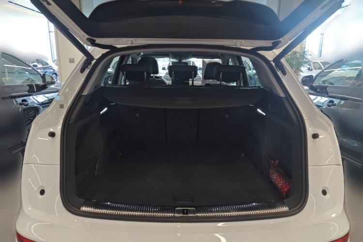 Used Audi Q5L 2021 40 TFSI Luxury Dynamic Edition Trunk