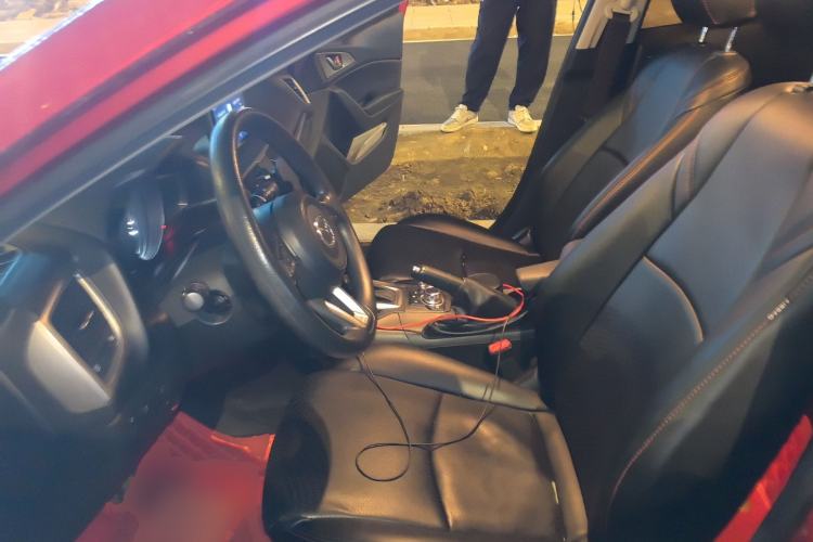 Used Mazda 3 Axela 2017 Hatchback 1.5L Automatic Comfort Model Emission Standard China V