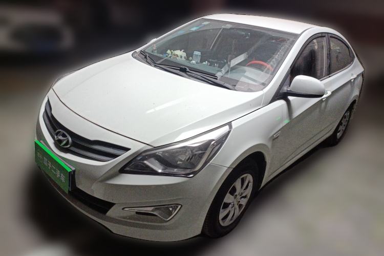 Used Hyundai Verna (older generation) 2014 1.4L Manual Smart GLS Trim
