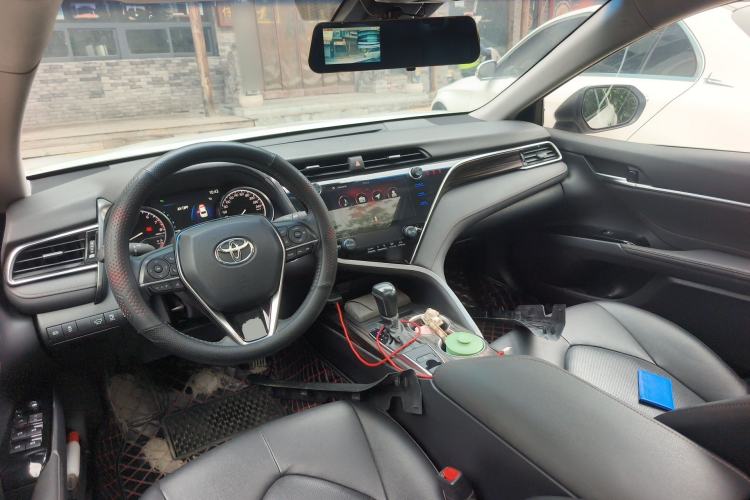 Used Toyota Camry 2019 Revised Version 2.0G Luxury Edition Center Console