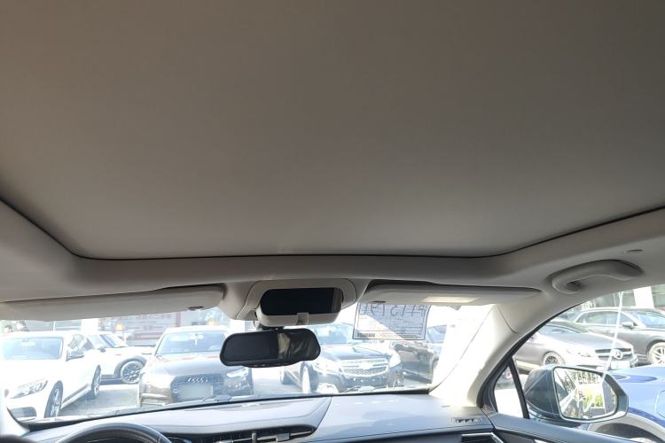 Used Cadillac XT5 2018 25T Luxury Model