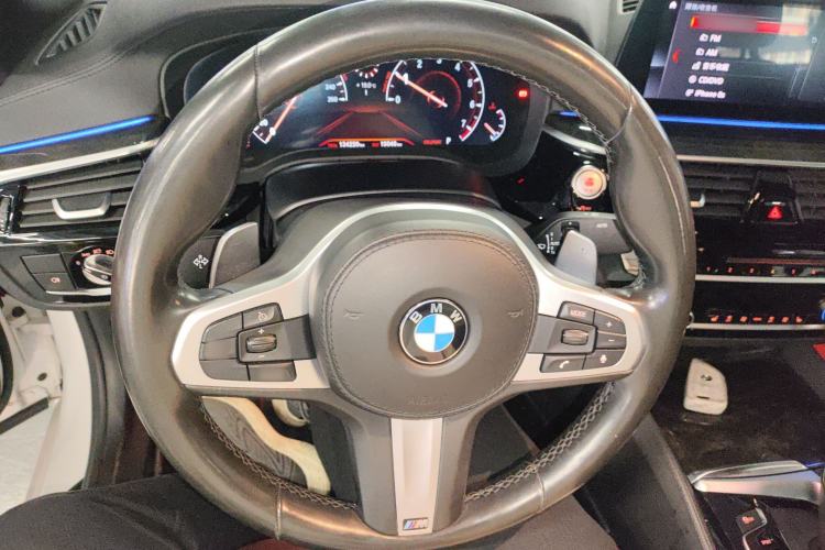 Used BMW 5 Series 2019 Facelifted 530Li Leading Edition M Sport Package