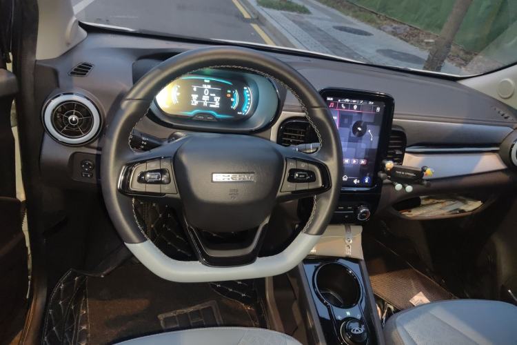 Used Chery QQ Little Ant 2022 Sweet Pink Edition Half-Sugar Version 3-Cell Lithium 30kW 301km