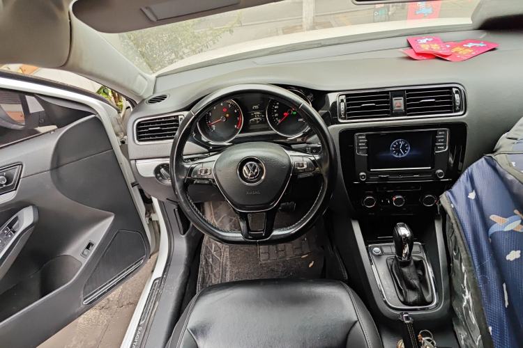 Used Volkswagen Sagitar 2017 1.6L Automatic Comfort Model
