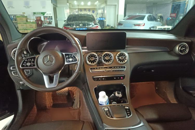 Used Mercedes-Benz GLC 2020 GLC 300 L 4MATIC Dynamic Edition
