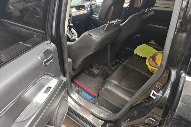 Used Jeep Compass 2014 2.4L four-wheel drive sport version