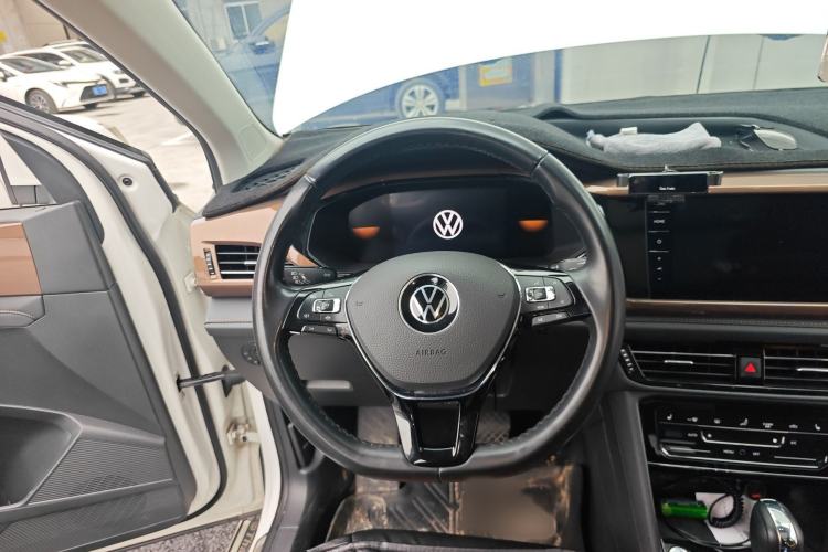 Used Volkswagen Tharu 2022 280TSI Two-Wheel-Drive Luxury Edition