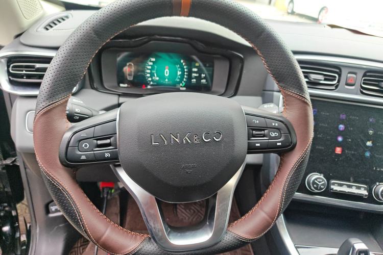 Used Lynk & Co 01 2019 2.0T Two-Wheel-Drive Version China VI Standard
