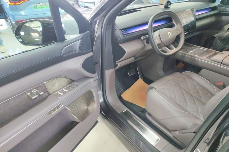 Used Nio ES8 2026 Model 7-seat Executive Luxury Edition
