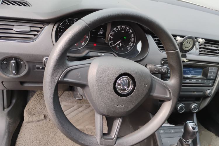 Used Skoda Octavia 2017 Classic Model 1.6L Automatic Standard Edition