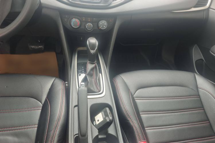 Used Chevrolet Monza 2019 Redline 320T Dual-Clutch Joyful Edition China VI Standard