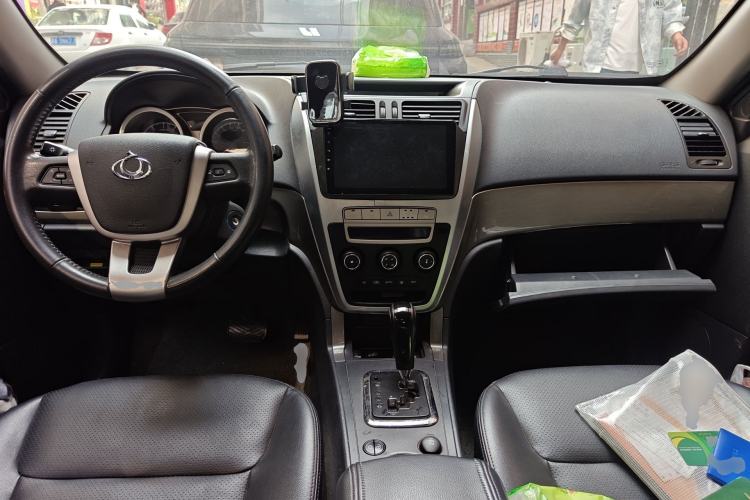 Used Geely Auto GX7 2013 2.0L Automatic Prestige Edition Center Console