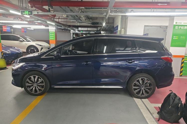 Used BYD Song MAX New Energy 2019 DM 1.5T Smart Connect Advanced 7-Seater China VI Standard Left Side
