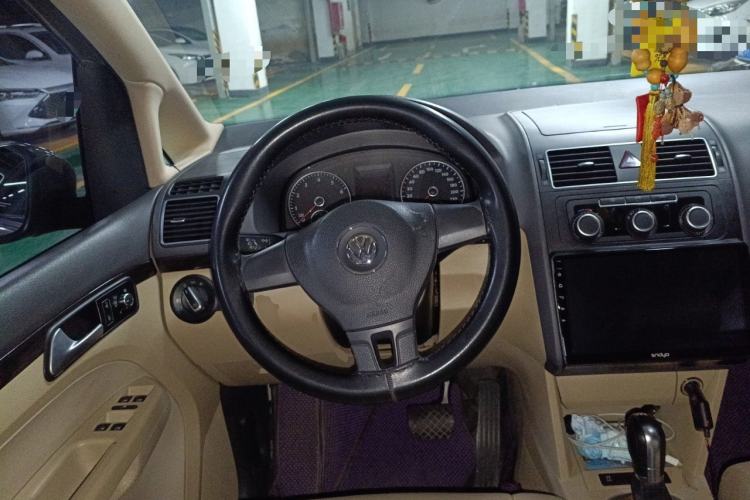 Used Volkswagen Touran 2015 1.4T DSG Comfort Edition 5 Seats Steering Wheel