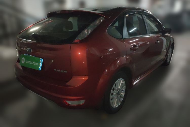 Used Ford Focus 2013 Hatchback Classic 1.8L Automatic Fashion Edition Rear Right 45 Deg