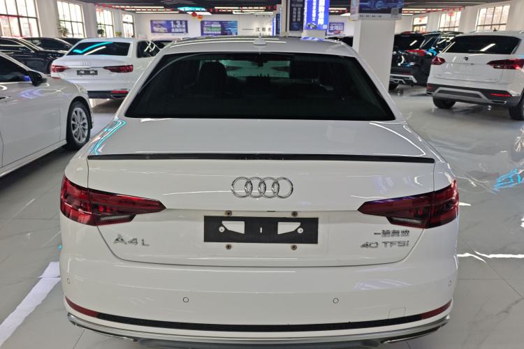 Used Audi A4L 2019 40 TFSI Fashion Edition China VI Emission Standard