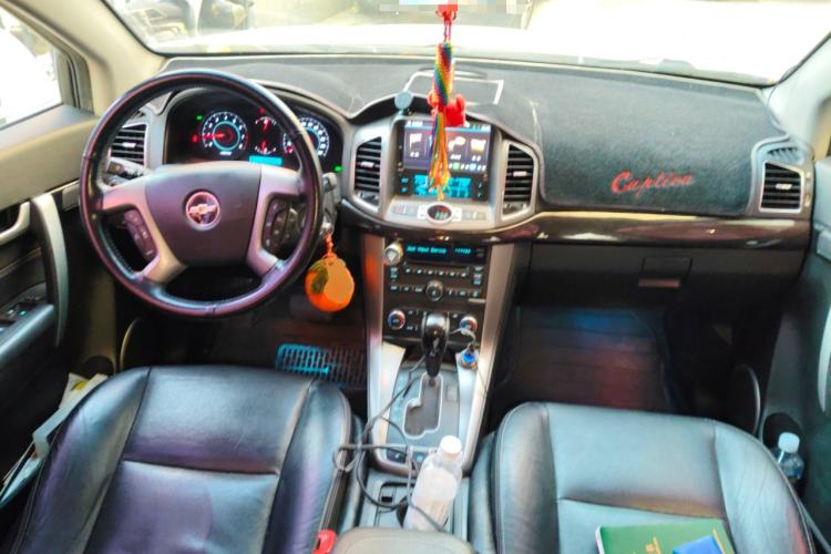 Used Chevrolet Captiva 2014 2.4L 4x4 Flagship Edition 7 Seats
