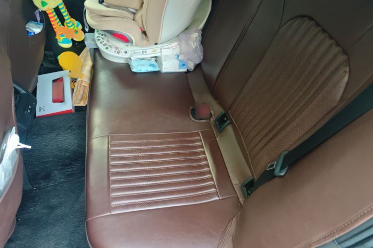 Used Toyota Avalon 2022 2.0L Luxury Edition Left Rear Seat