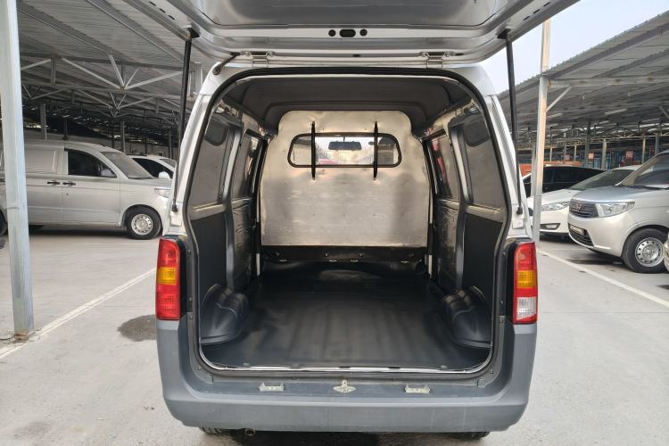 Used Wuling Zhiguang 2020 1.2L Van Utility Model China VI Emission Standard 2 Seats LSI
